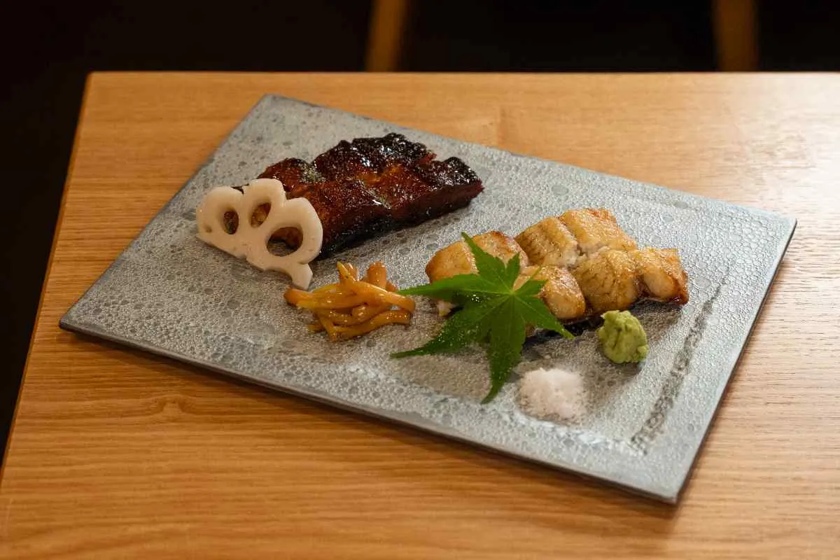 うなぎの2色焼き