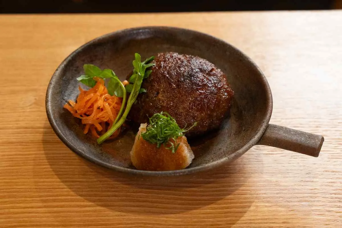 自家製ハンバーグ